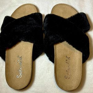 NWT Splendid Roxanne Faux Fur Slide Sandals. Comfy pair with jeans, athliesure